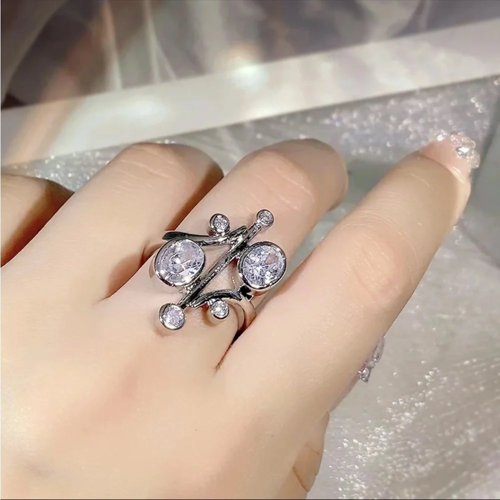 New 925 Silver Personality Classic Geometric  Diamond Party Ring - Picture 2 of 4